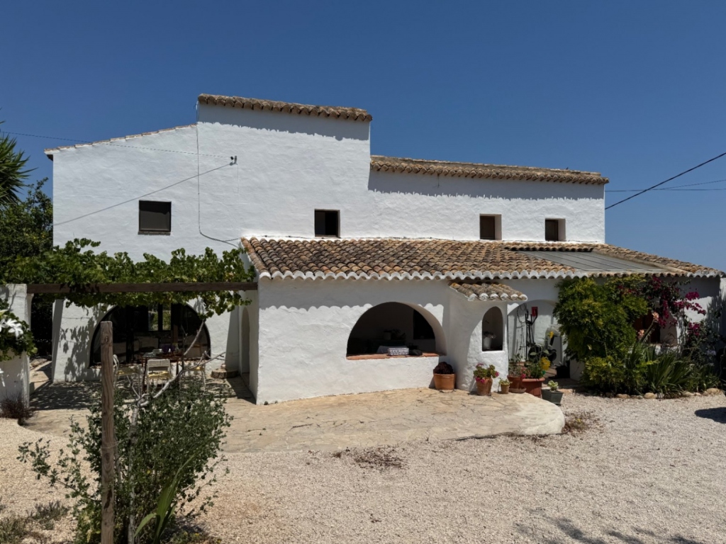 4 bed finca in Benitachell