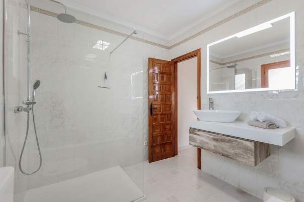 7 bed villa in Moraira
