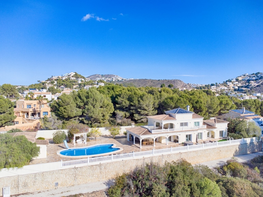 5 bed villa in Moraira