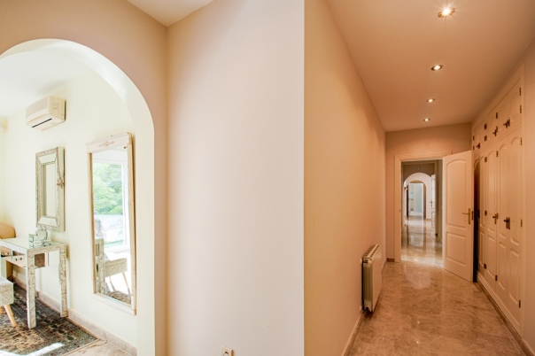 5 bed villa in Moraira