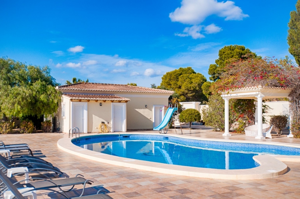 5 bed villa in Moraira