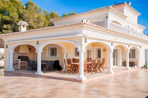 5 bed villa in Moraira