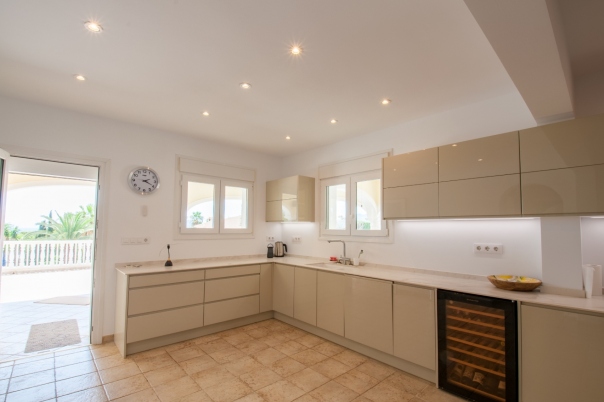 5 bed villa in Moraira