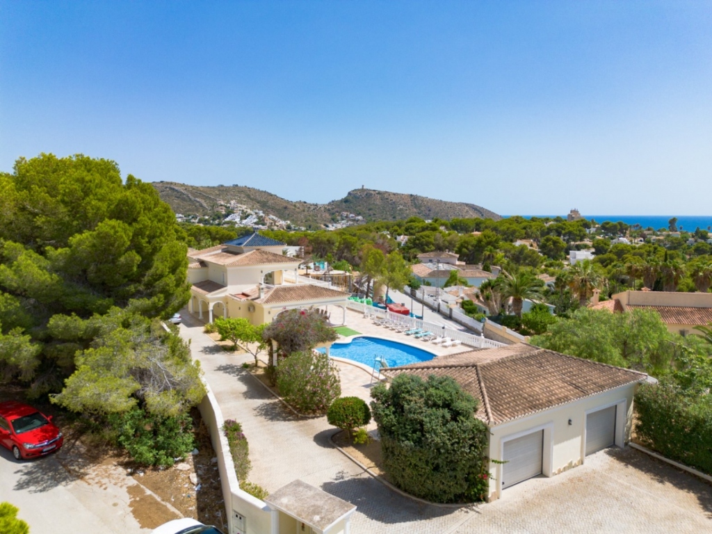 5 bed villa in Moraira