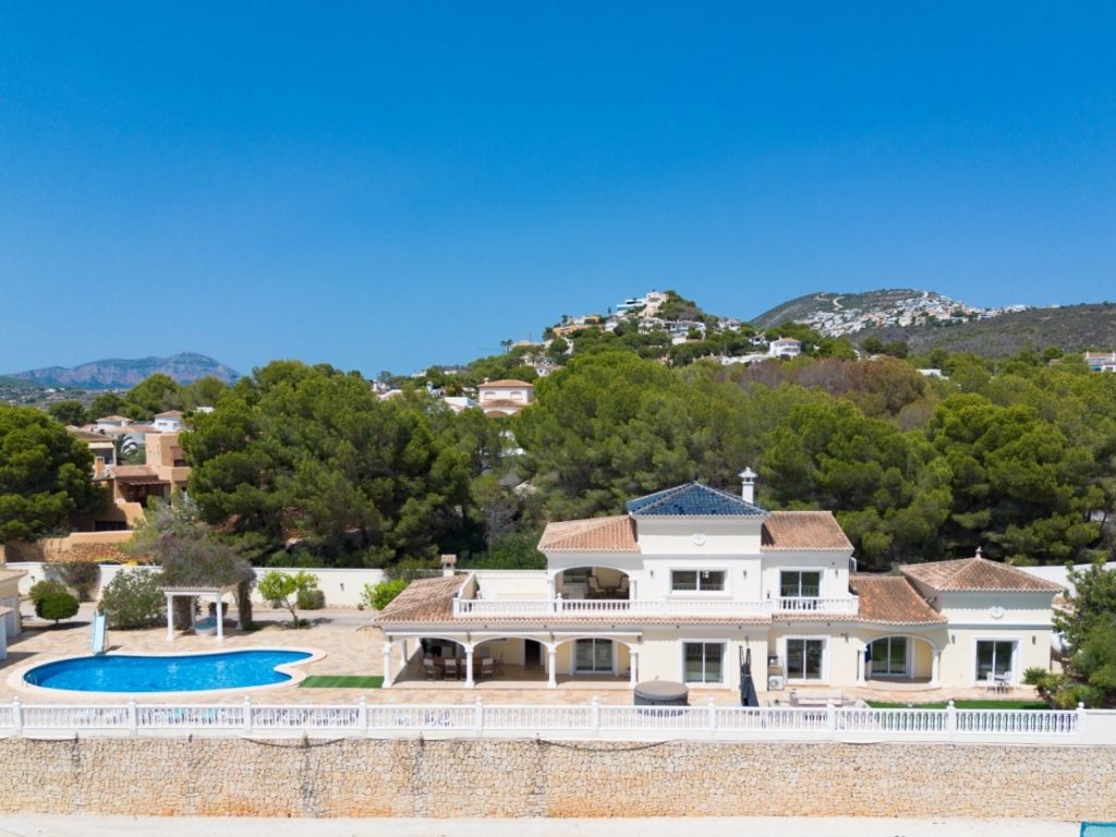 5 bed villa in Moraira