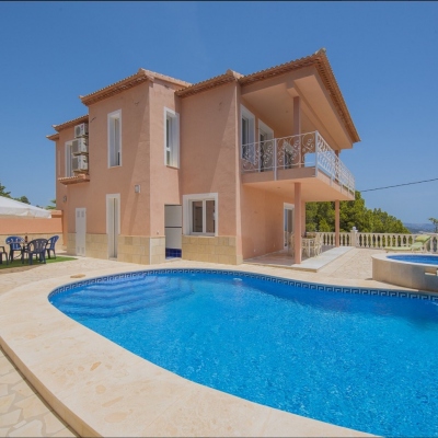 3 bed villa in Calp