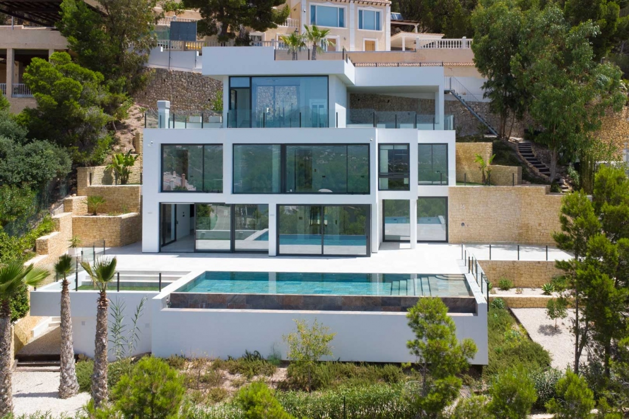 5 bed villa in Altea