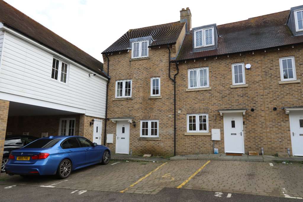 Flagstaff Court, Canterbury, Kent CT1 3HA