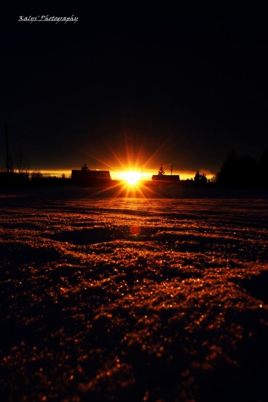 Settling Sun 2 by Joseph kalys