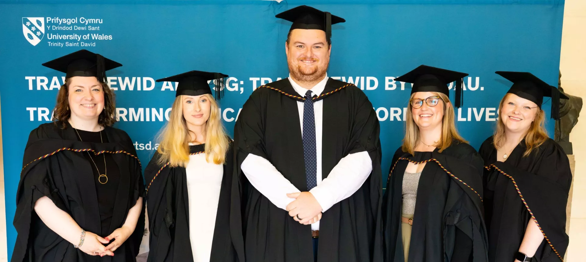 Rhagoriaith banner 2