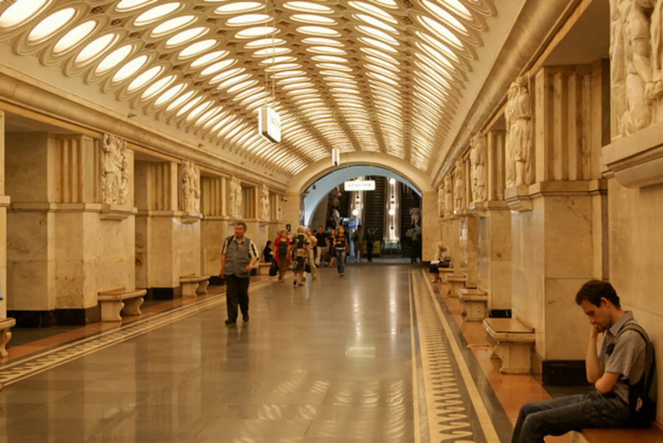 AD Classics: Moscow Metro by Robert Pogrebnoi and Yuriy Zenkivich — Moscow, Russia