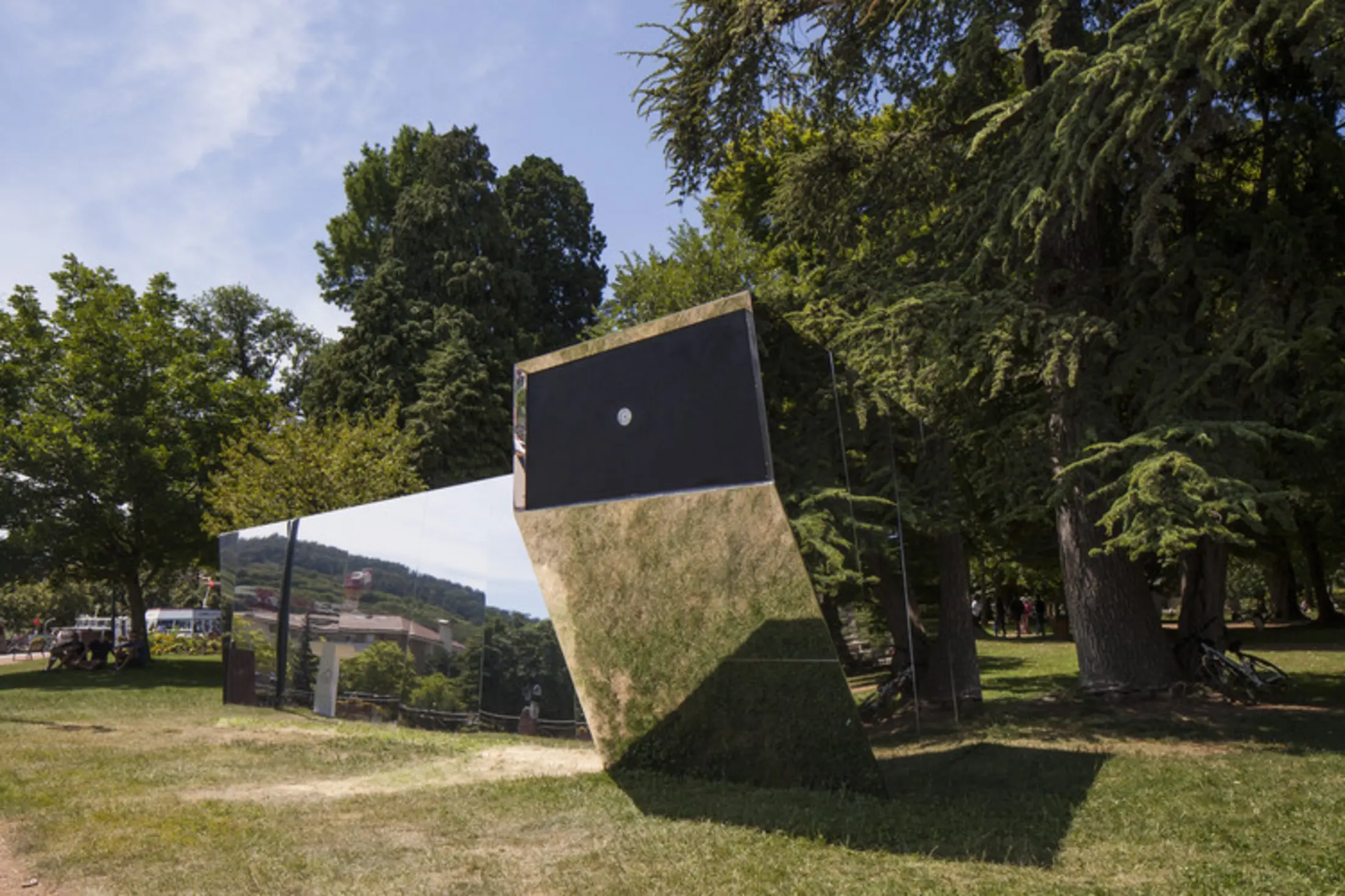 Truthehole, Annecy, France