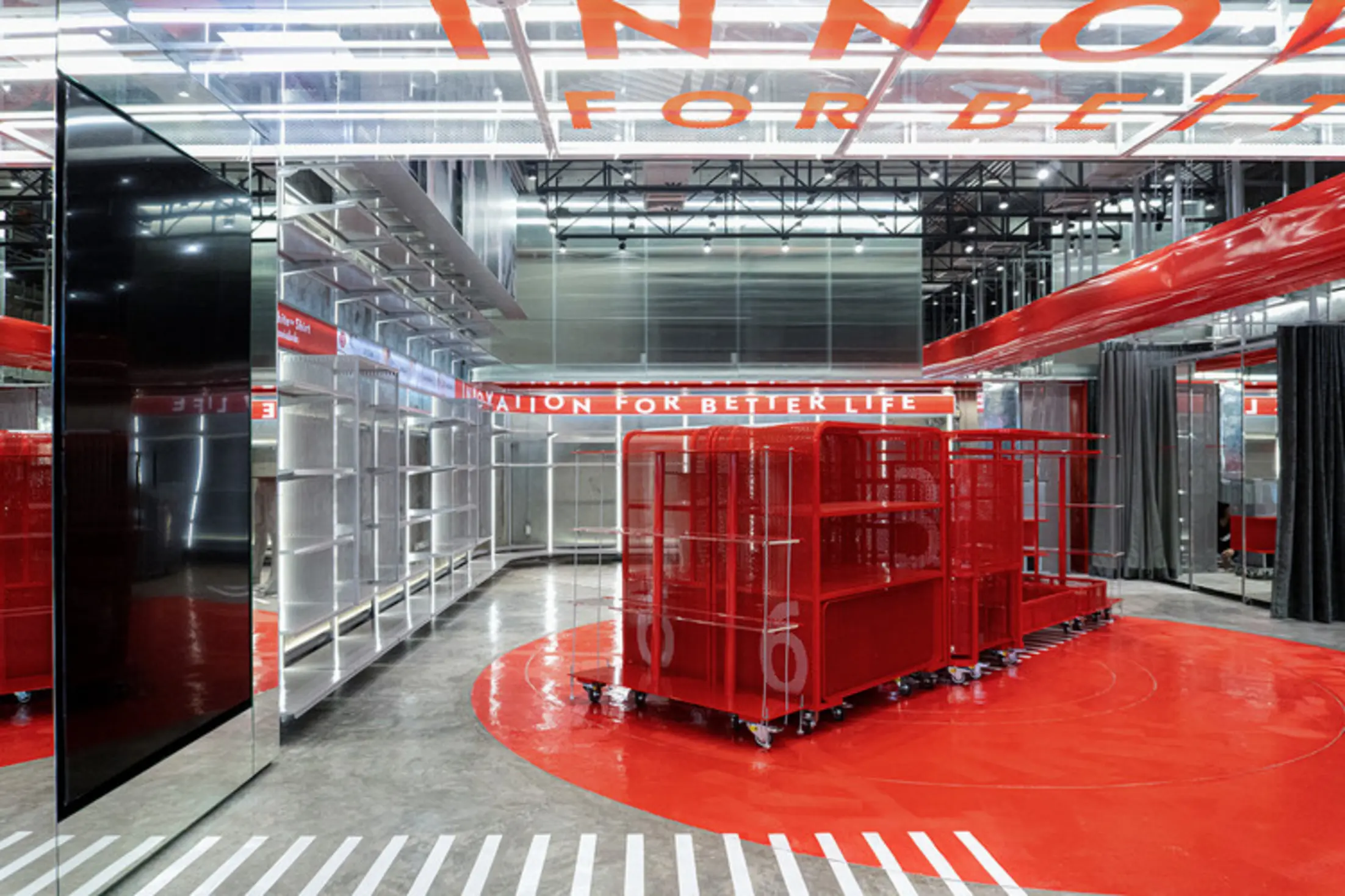 GQ Apparel MBK, Khet Pathum Wan, Thailand