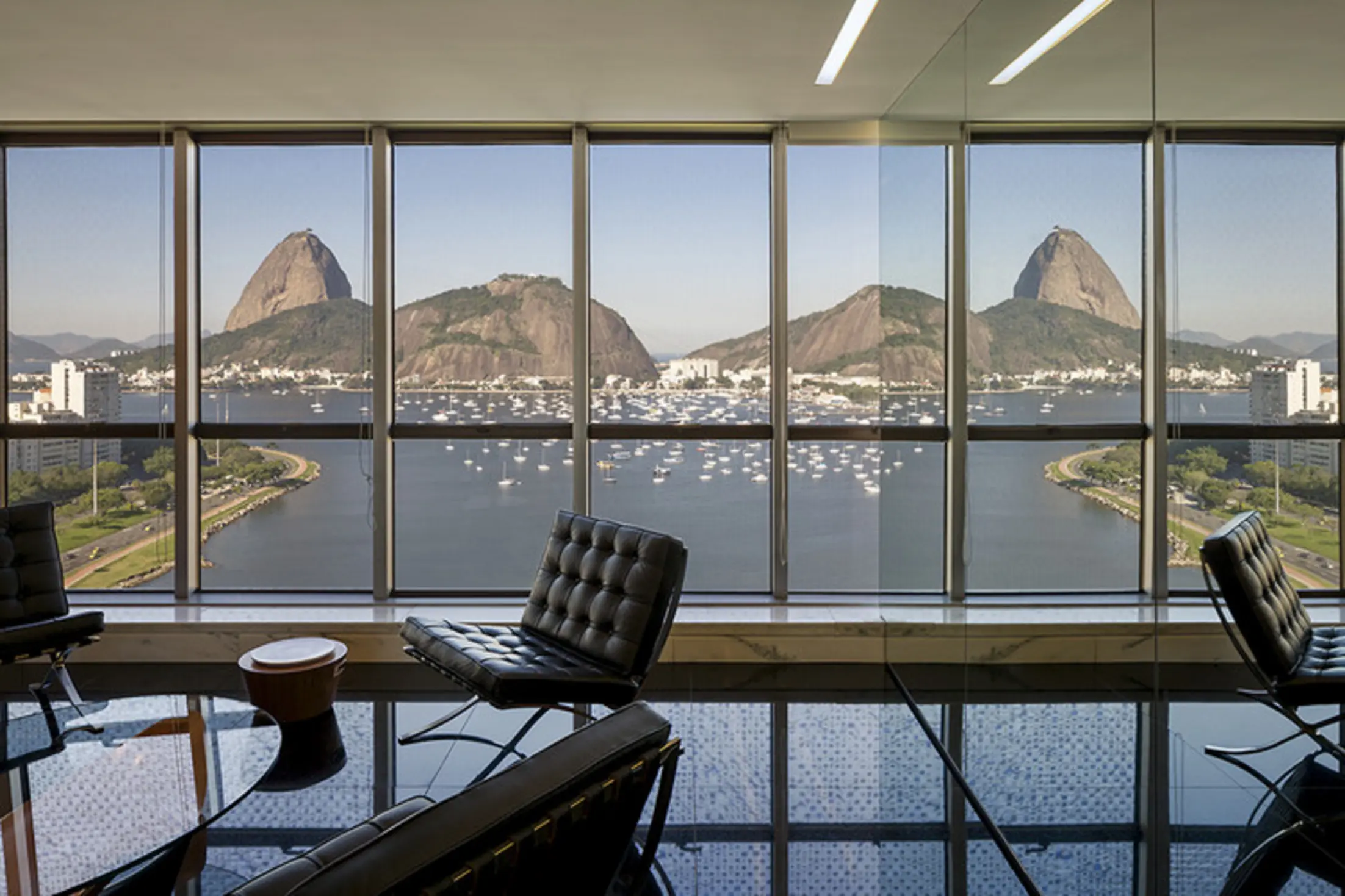 SC Office by Reinach Mendonça Arquitetos Associados (2014) — Rio De Janeiro, Brazil
