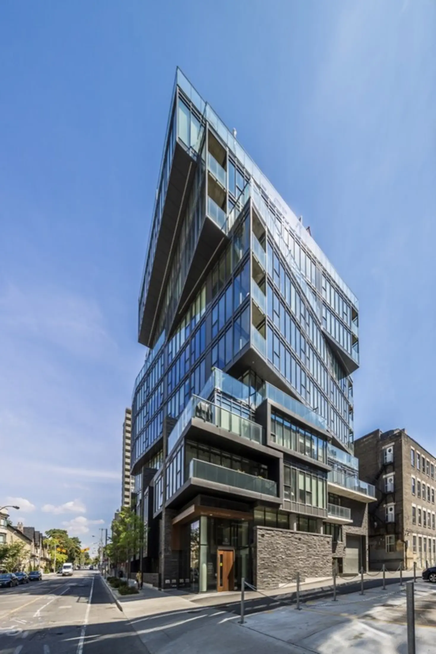 12 Degrees, Toronto, Canada