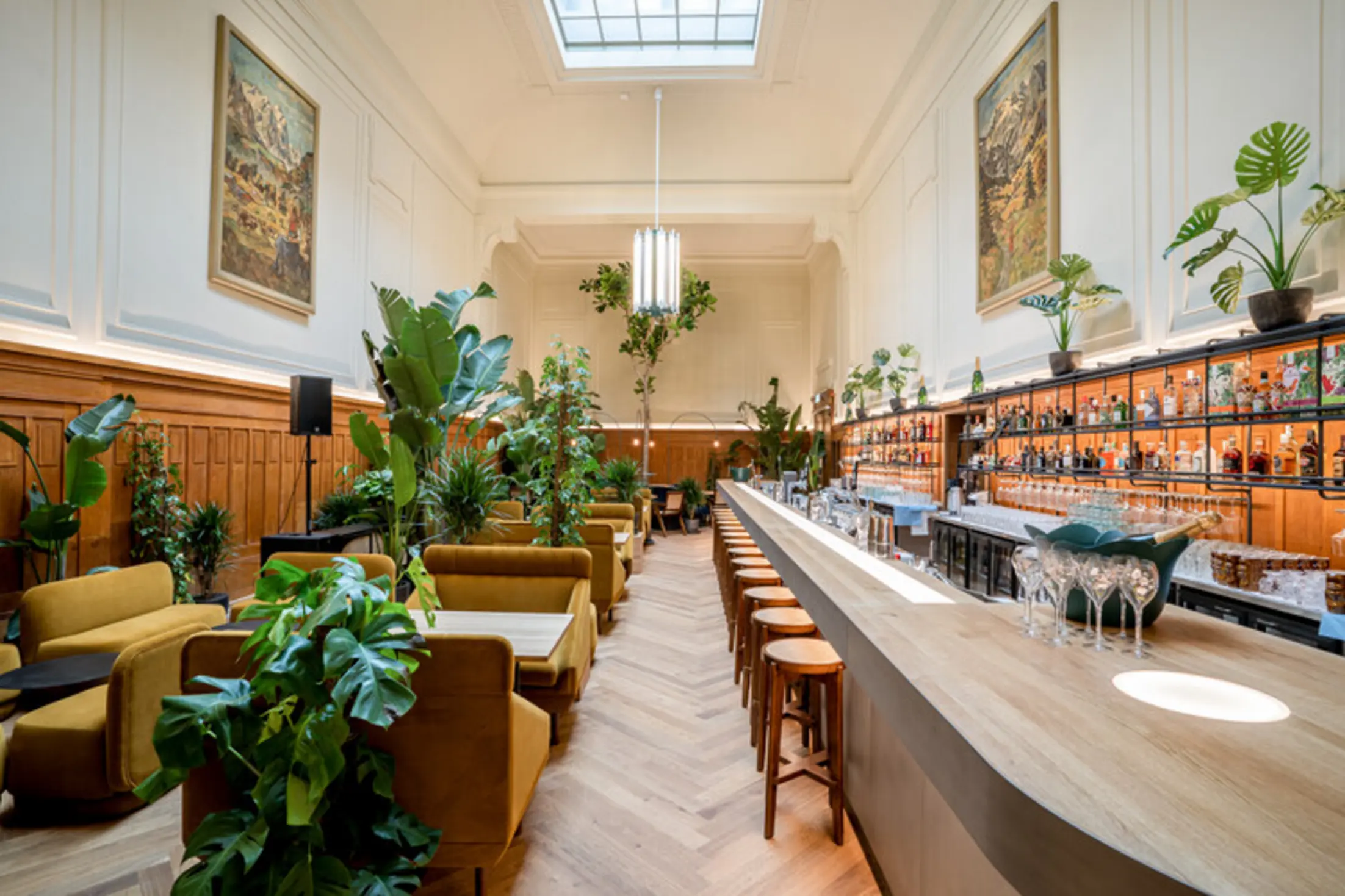 Restaurant Lora, Basel, Switzerland