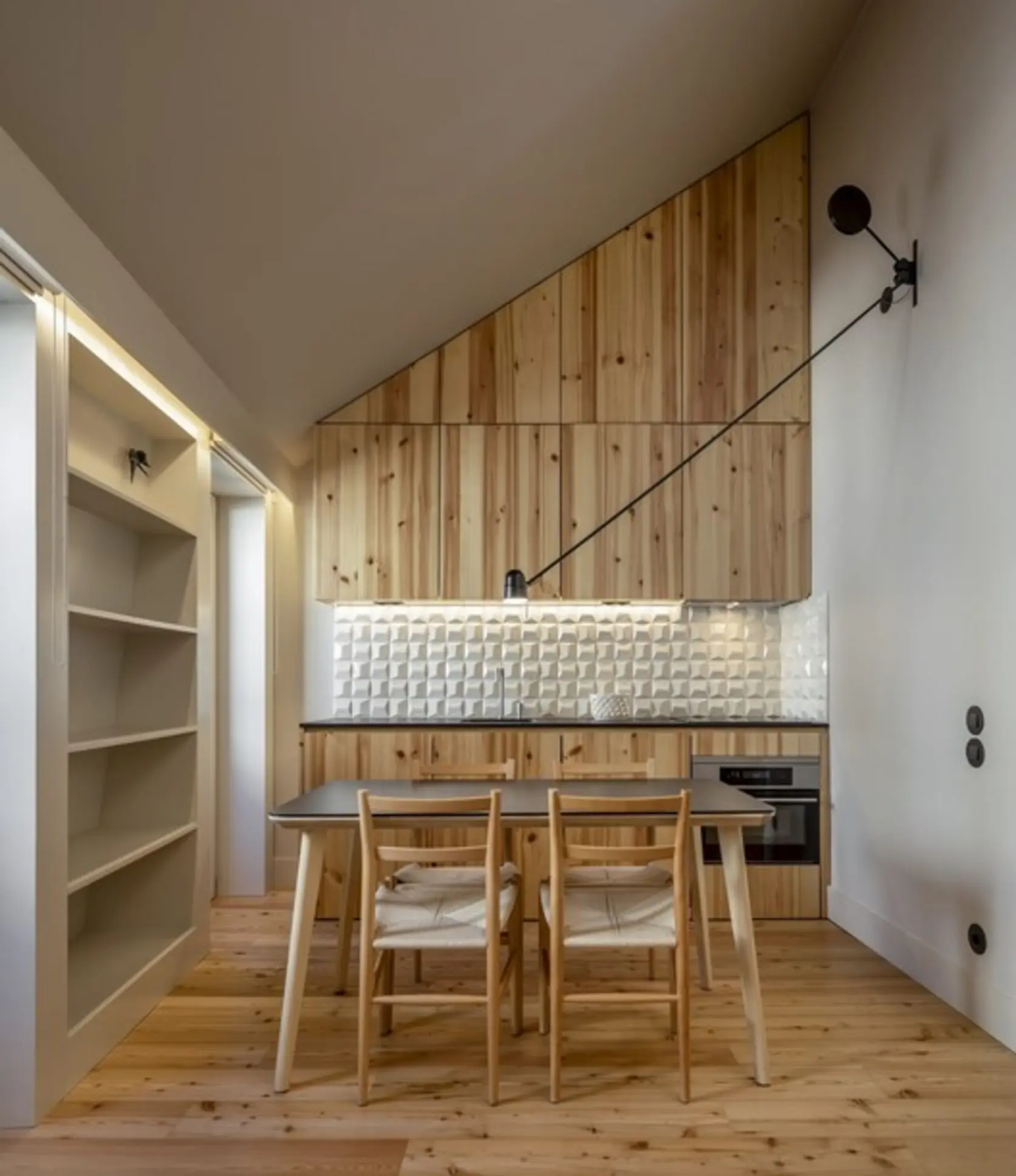 Building in Travessa da Portuguesa, Lisbon, Portugal