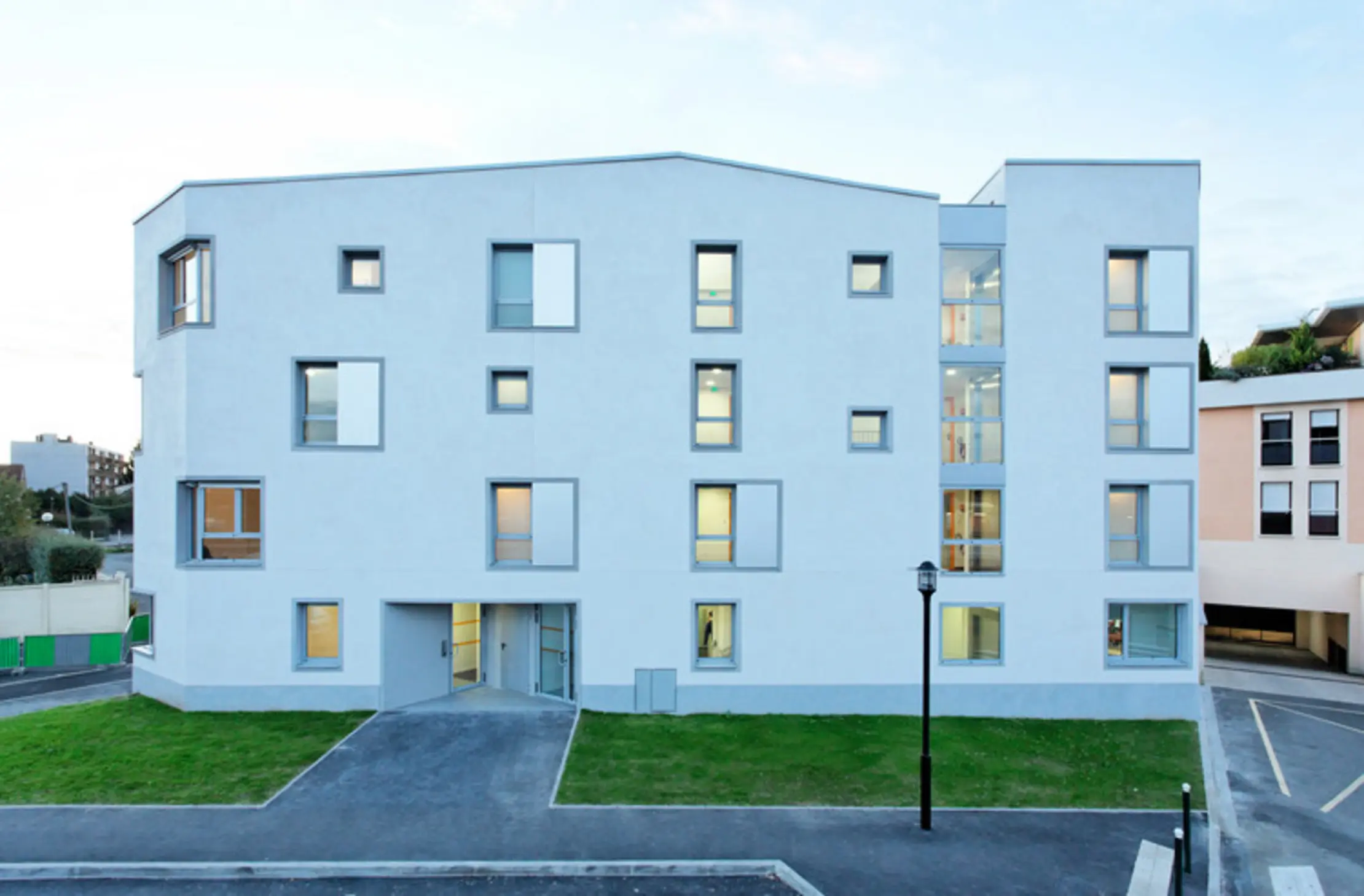 Transition Centre of 24 housing in Rambouillet, France