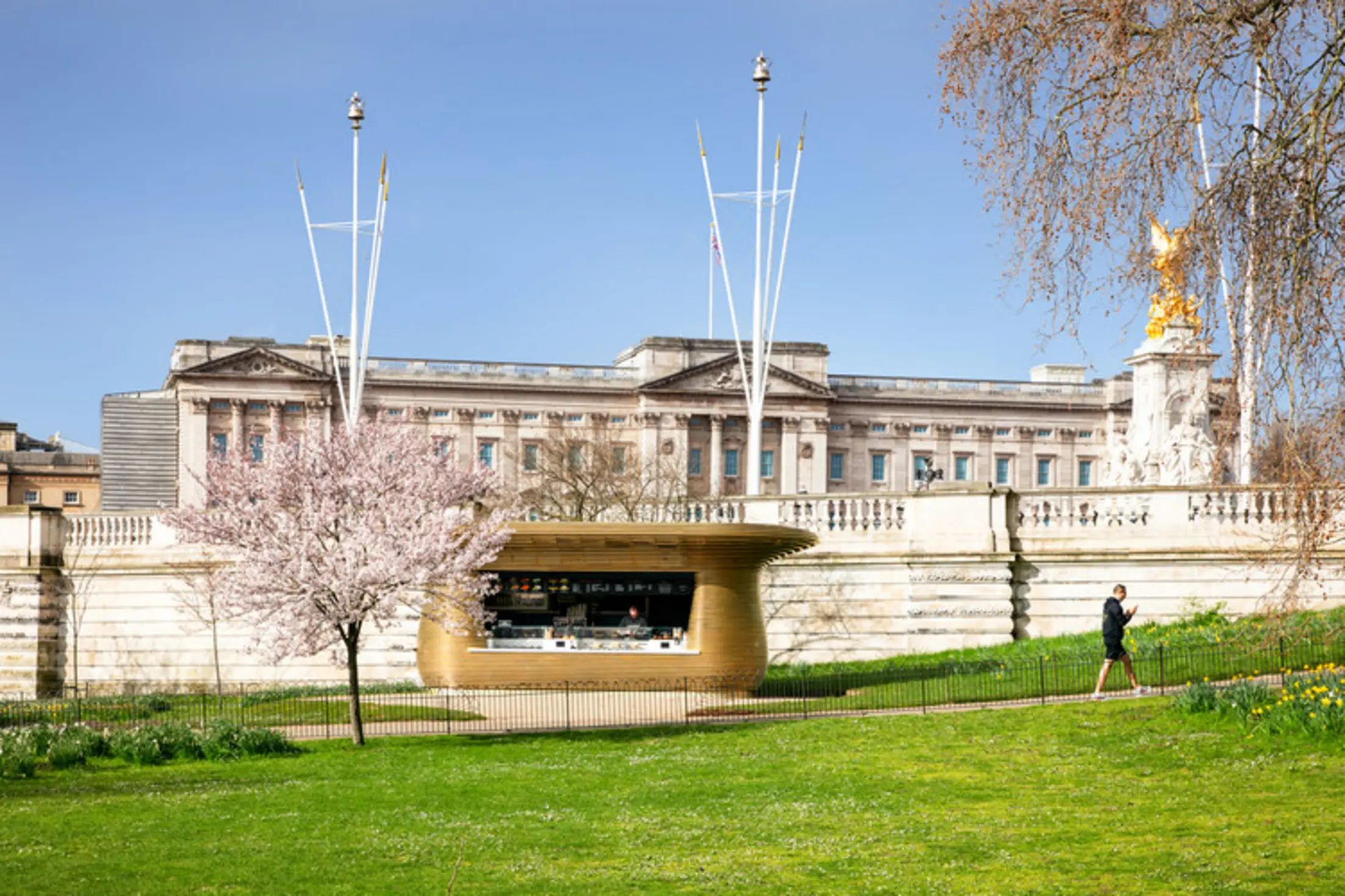 Horseshoe Bend Brass Kiosk, London, United Kingdom