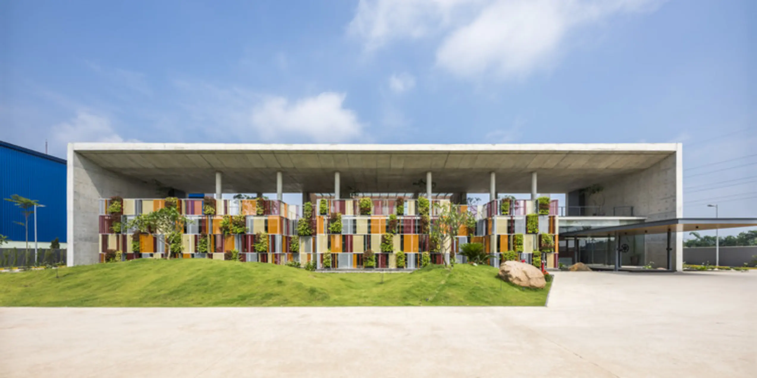 Star Engineers, Administrative Building and Factory, Hanoi, Vietnam