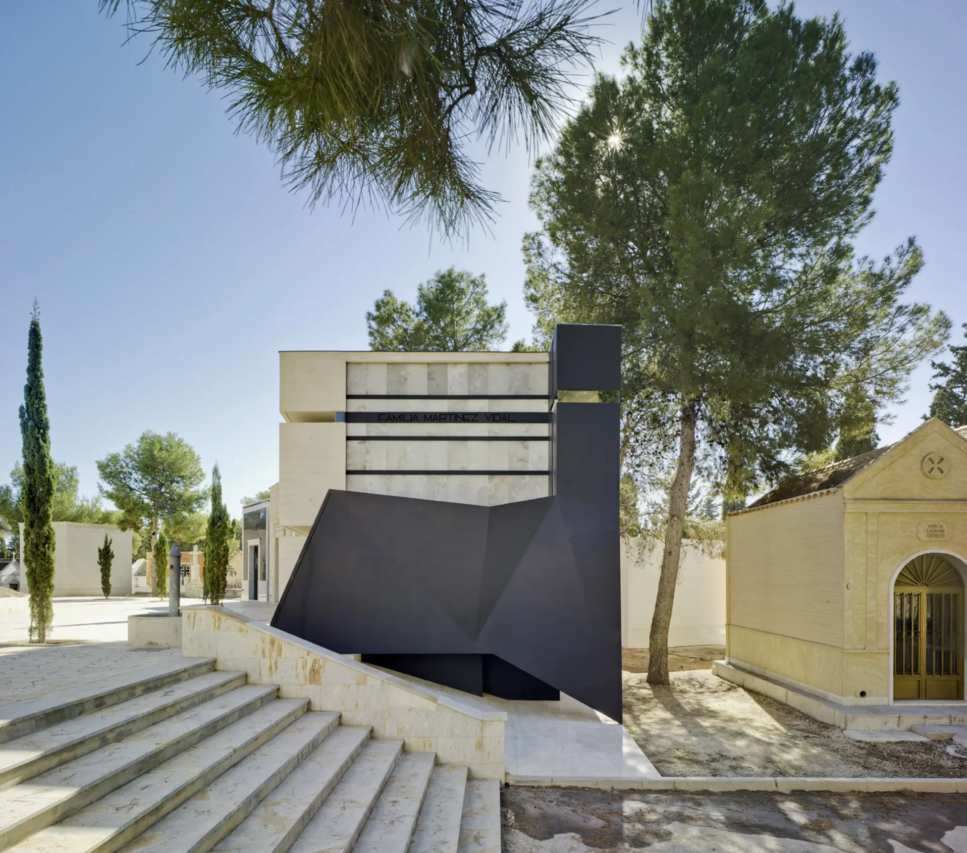 Pantheon for an Engineer, Murcia, Spain