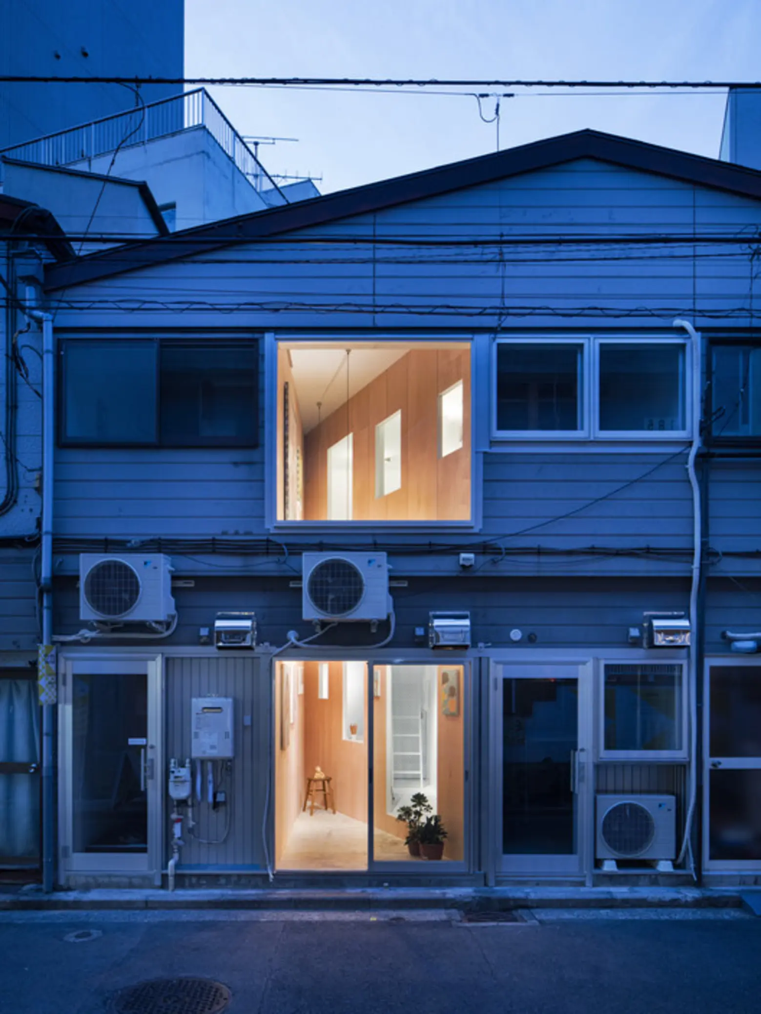 Cut in Koganecho, Japan