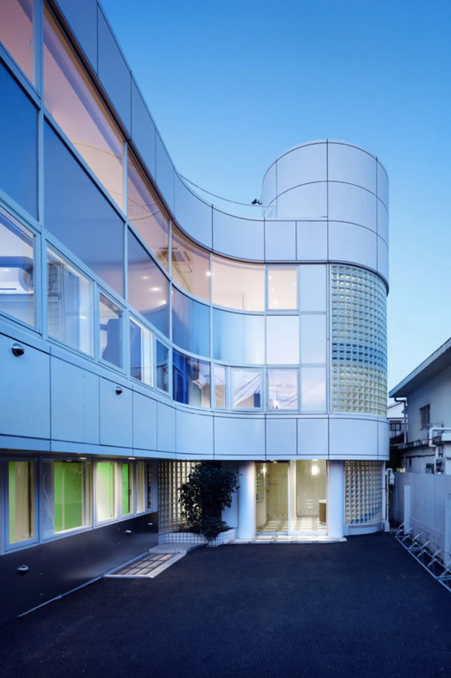 Modelia Colors Wakamatsucho by Atelier O — Shinjuku-Ku, Japan, Japan