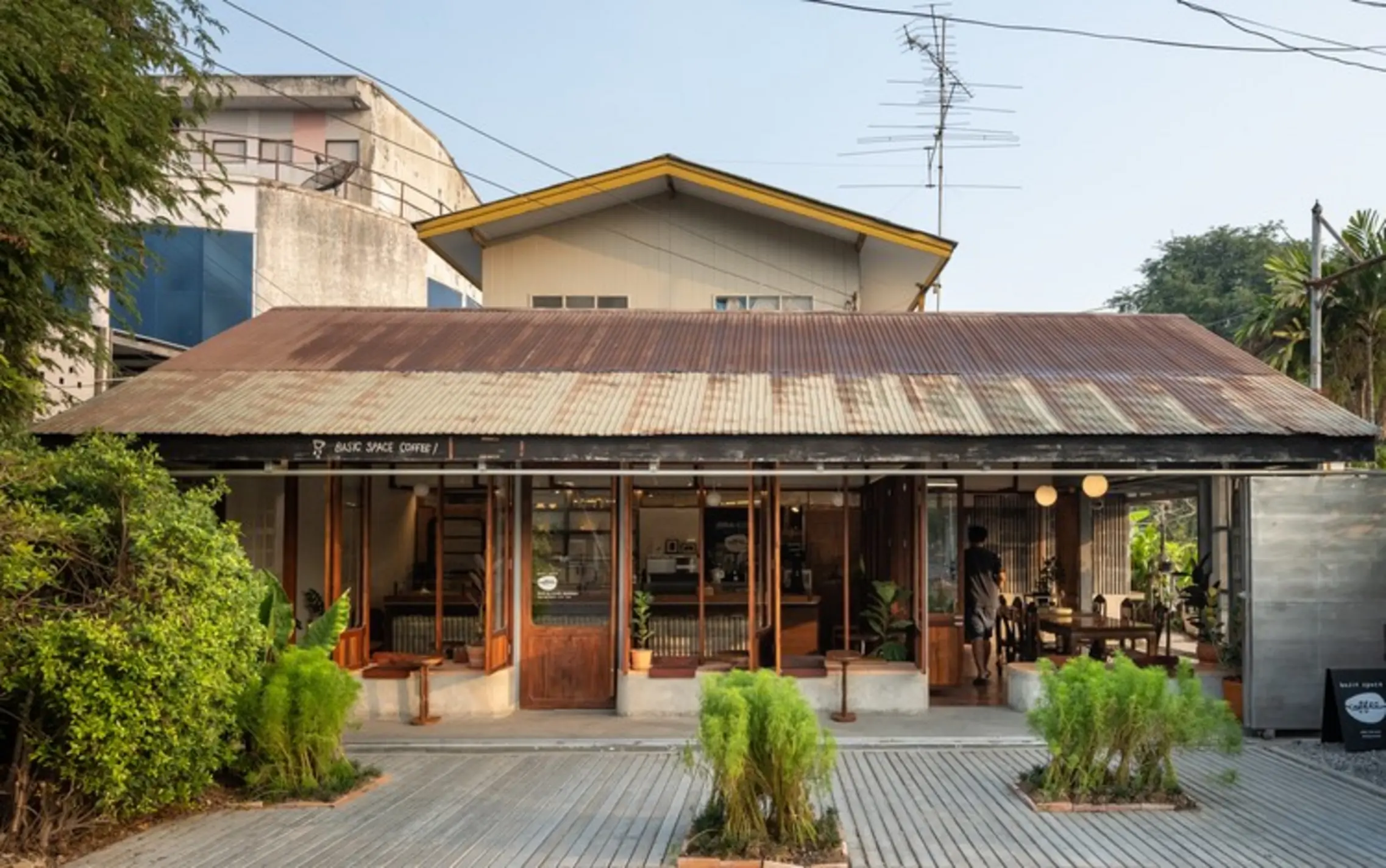 Basic Space Coffee, Phra Nakhon Si Ayutthaya, Thailand