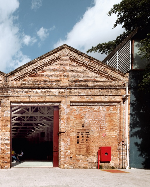 Headquarters of the Criar Institute of Television and Cinema