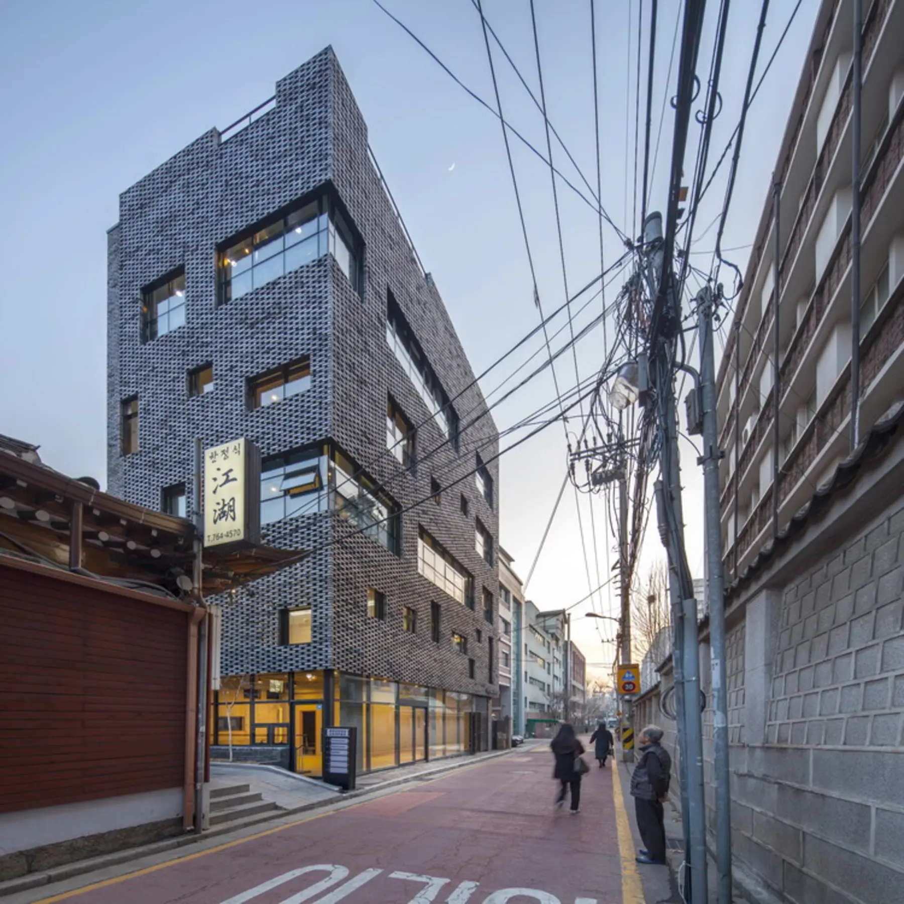 Brick-Mesh, Jongno-Gu, South Korea