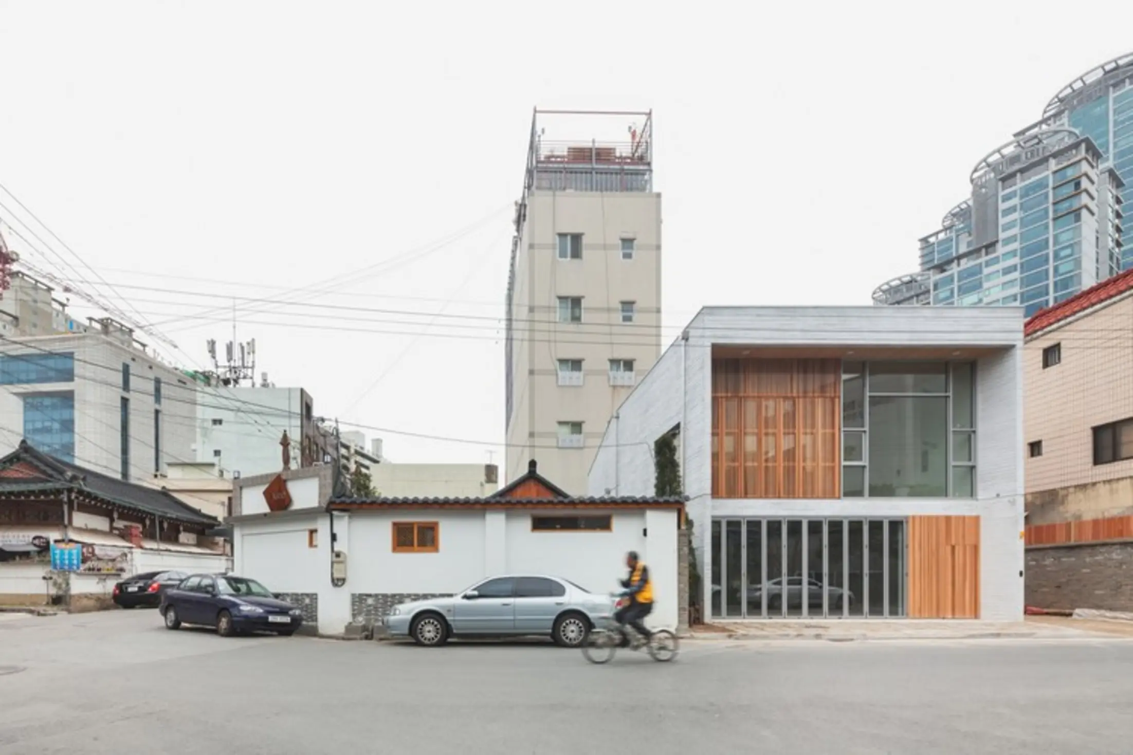 Daebong-dong Commercial Skip Floor, Daegu, South Korea