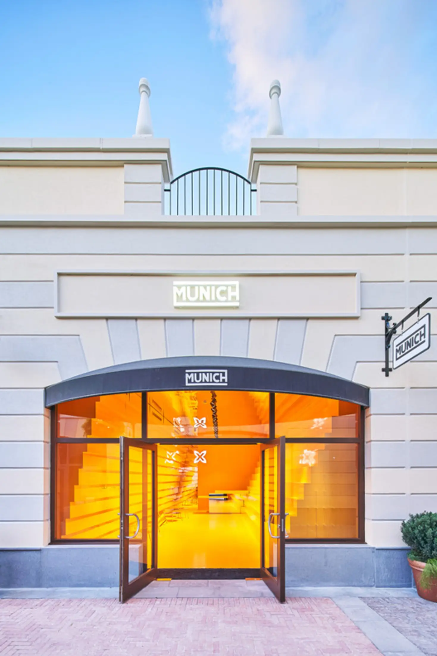 Step, Store 12, Málaga, Spain