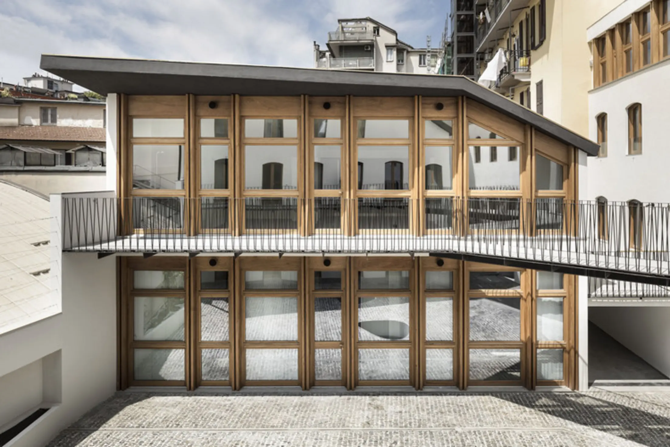 Residential Building Canonica, Milan