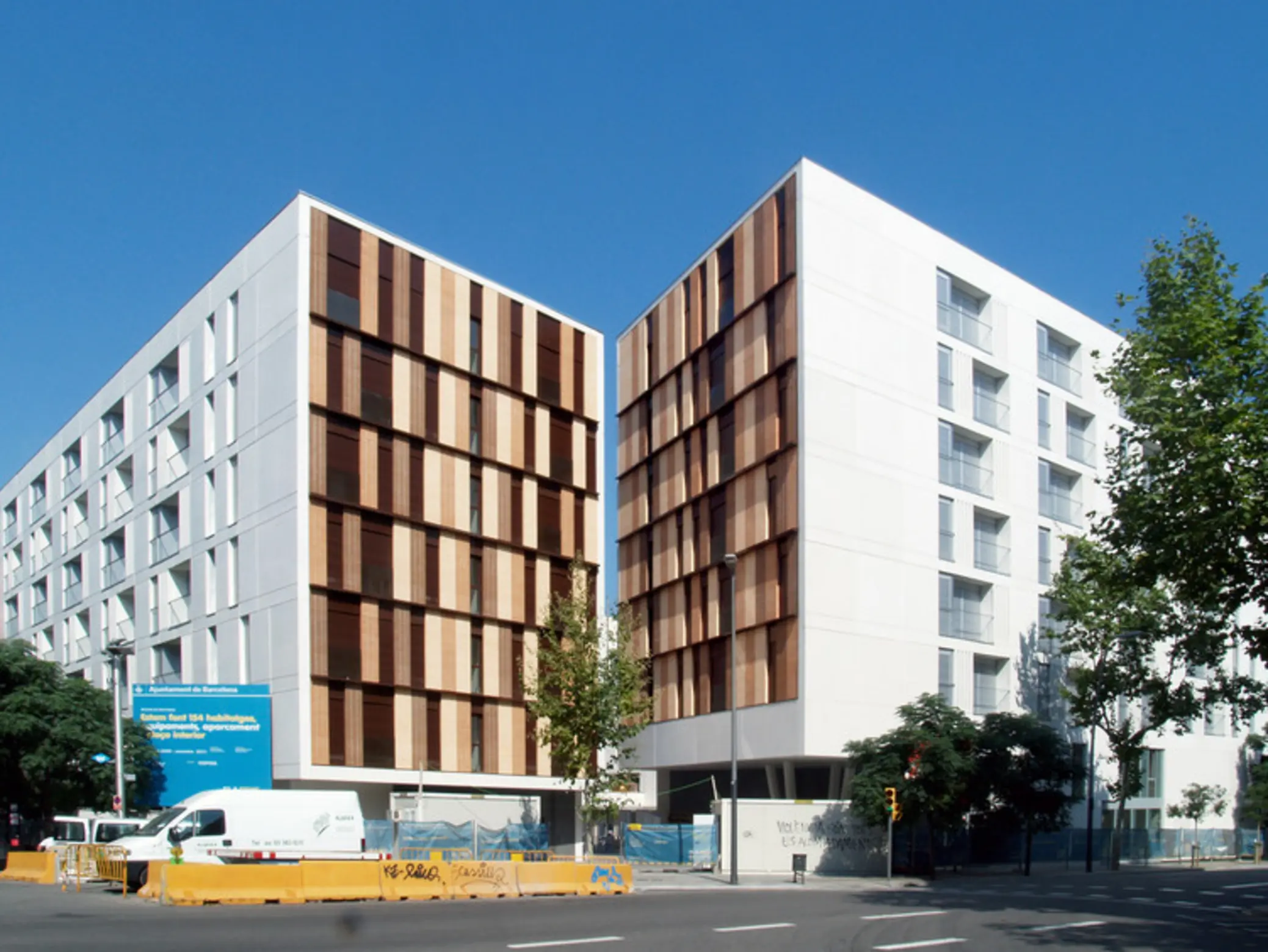 154 Rental Social Housing And Public Building For The Barcelona Municipal Housing, Barcelona, Spain