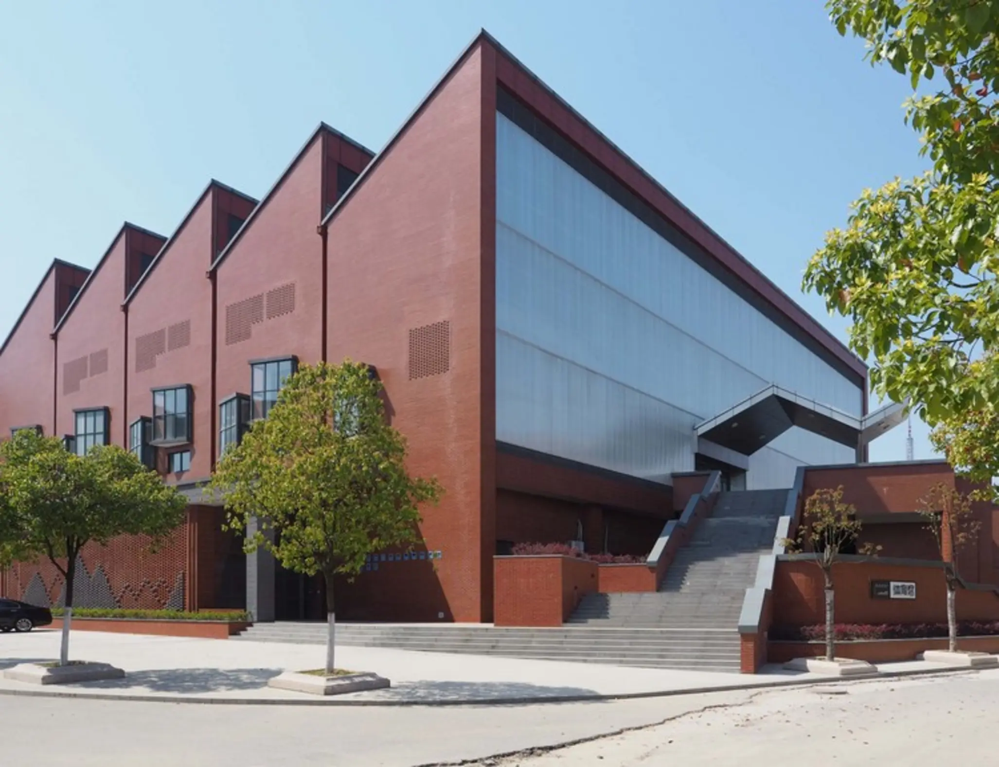 Jinhong Middle School Gymnasium, Hefei, China