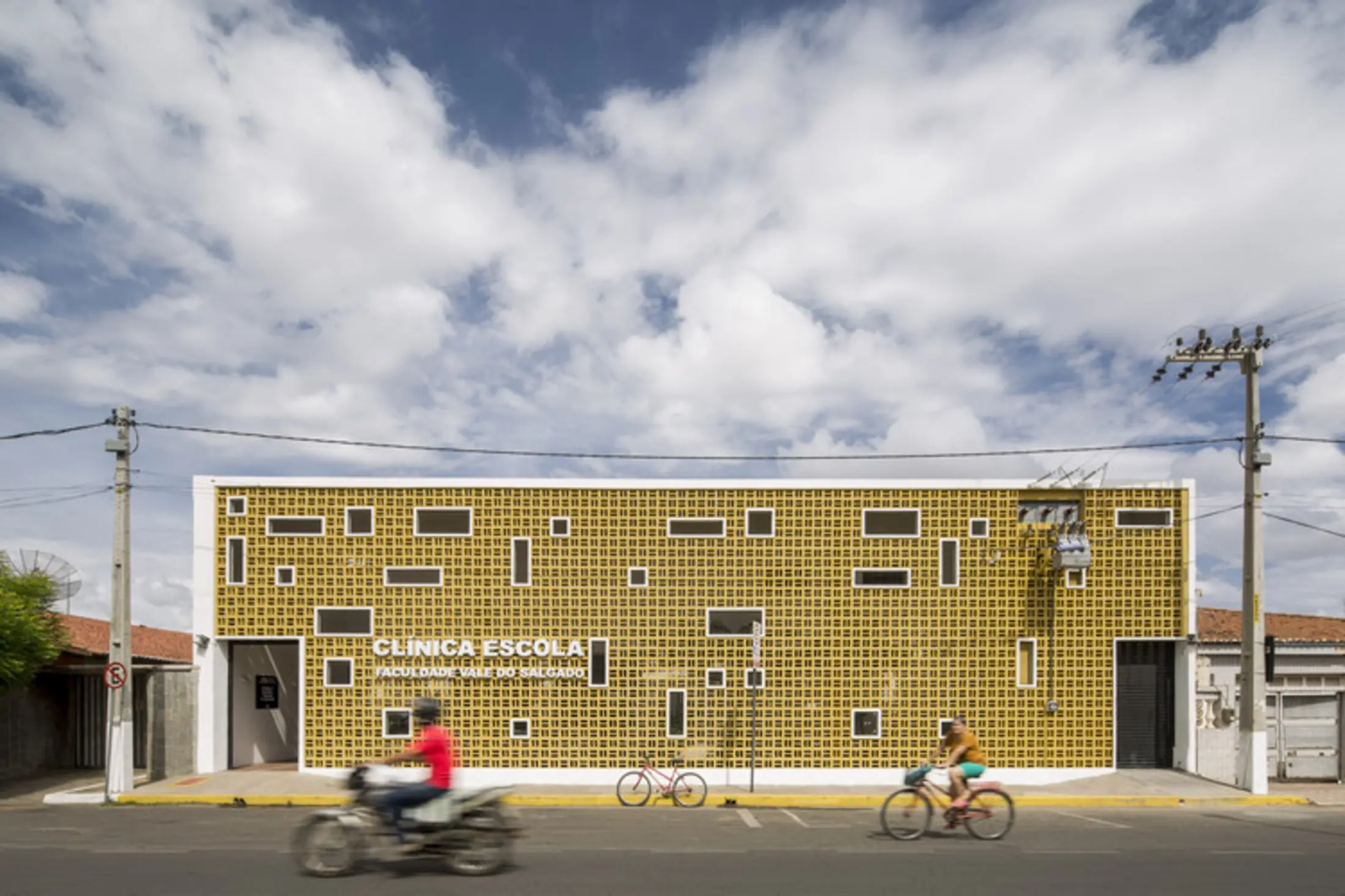 Clinic School FVS, Centro