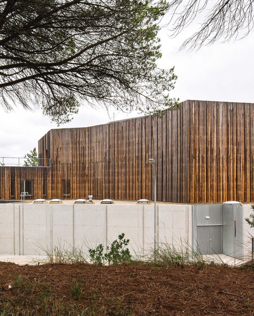 Civic Center and Library, Begues (Barcelona)