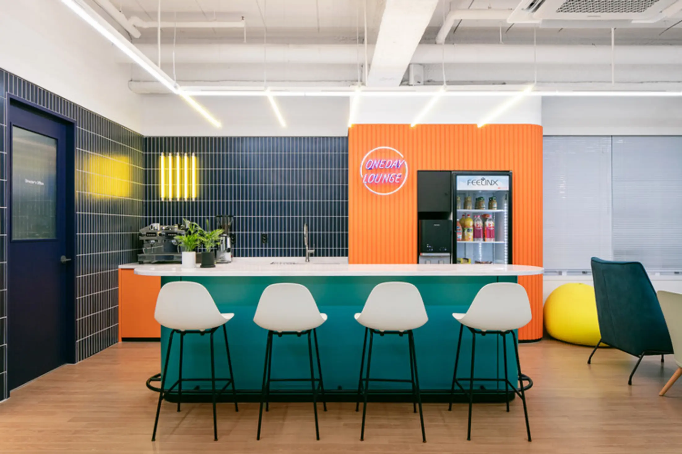 Oneday Dentistry Share Office by Design m4 — Gangnam-Gu, South Korea, South Korea