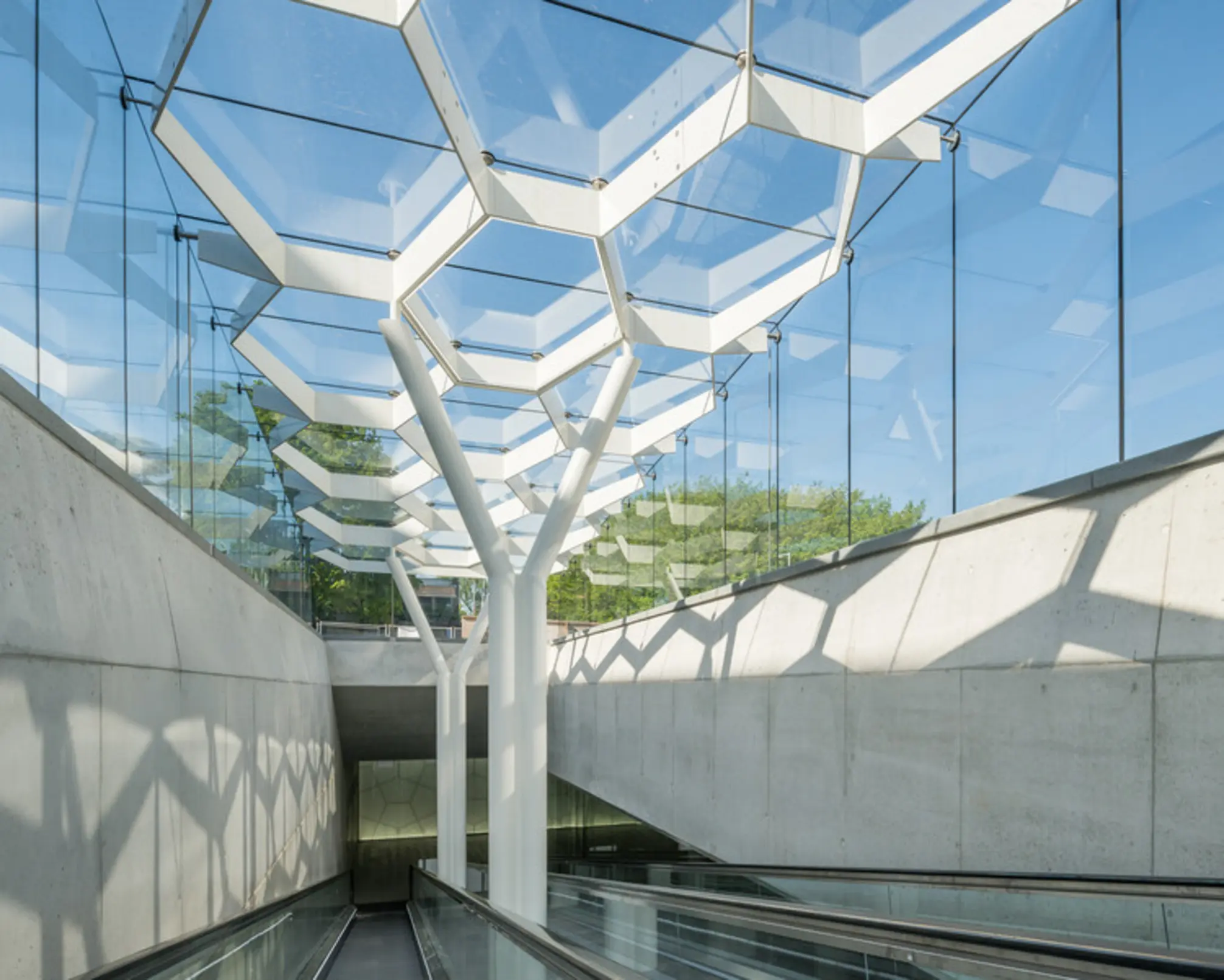 Strawinskylaan Bicycle Parking, Amsterdam, The Netherlands
