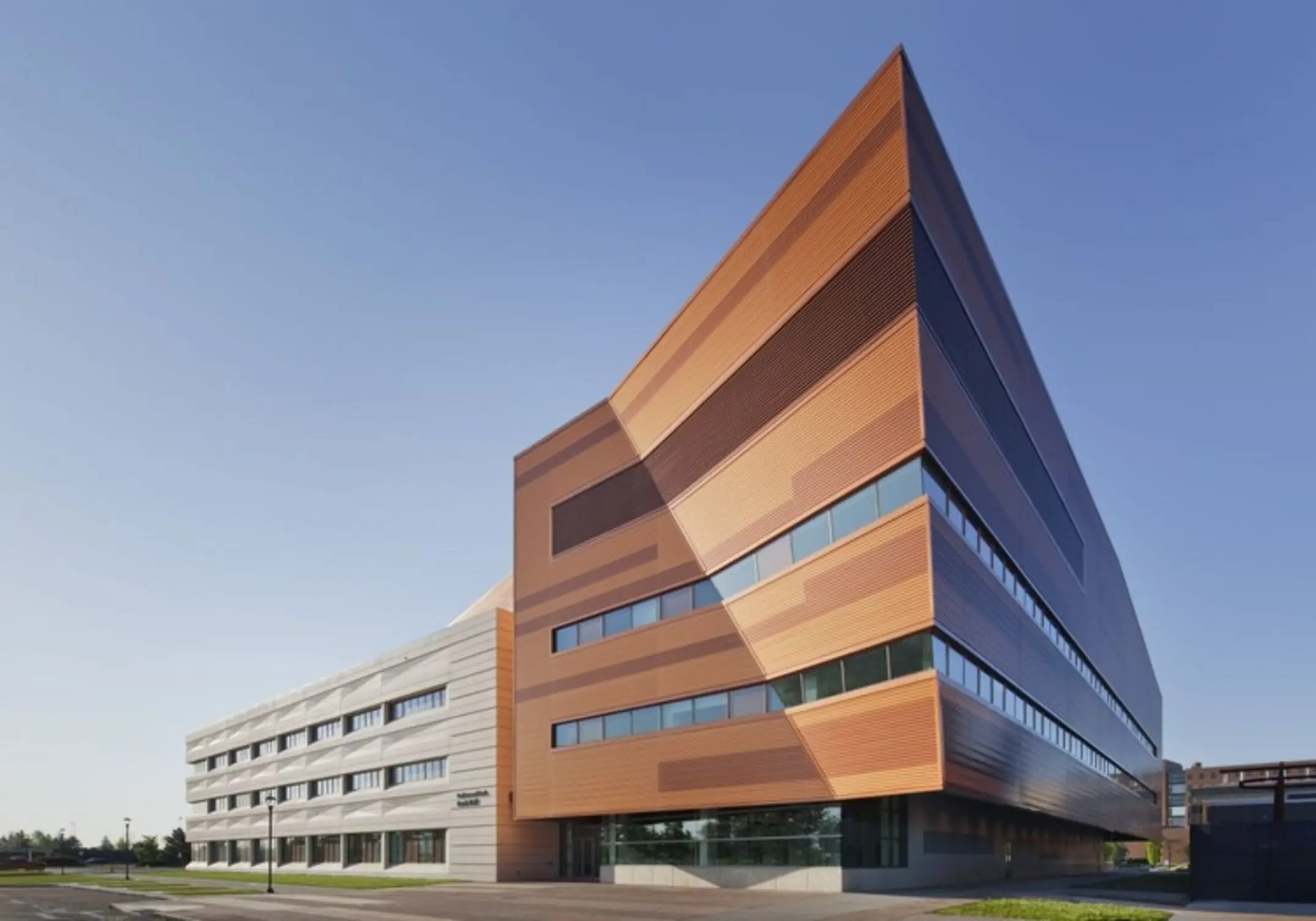 University at Buffalo School of Engineering and Applied Sciences, Buffalo, United States