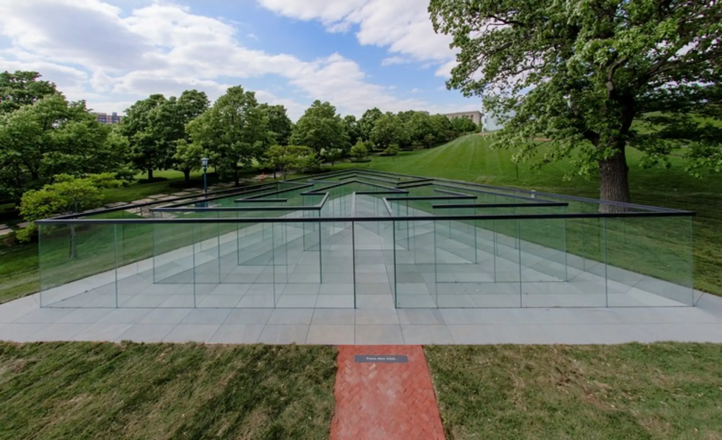 Glass-Walled Labyrinth, Kansas City