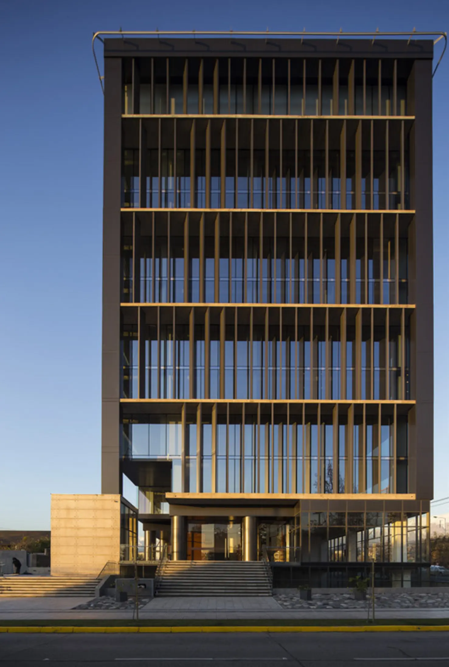 Office Building Kennedy-Wisconsin, Vitacura