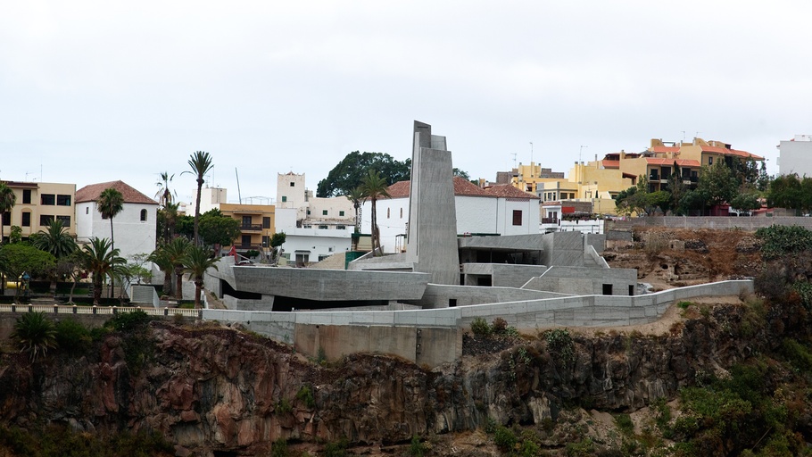 Sacred Museum and Plaza