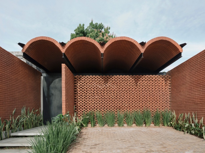 Casa Intermedia in Asunción, Asunción