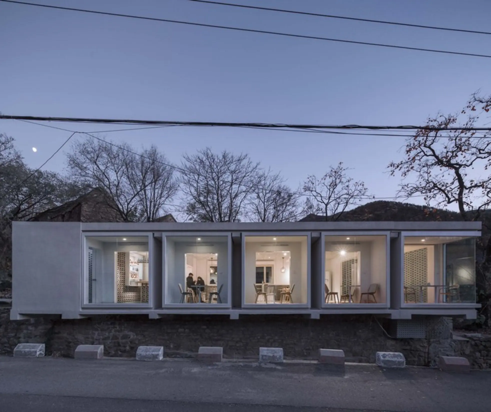 Mica-Bar, Weihai, China