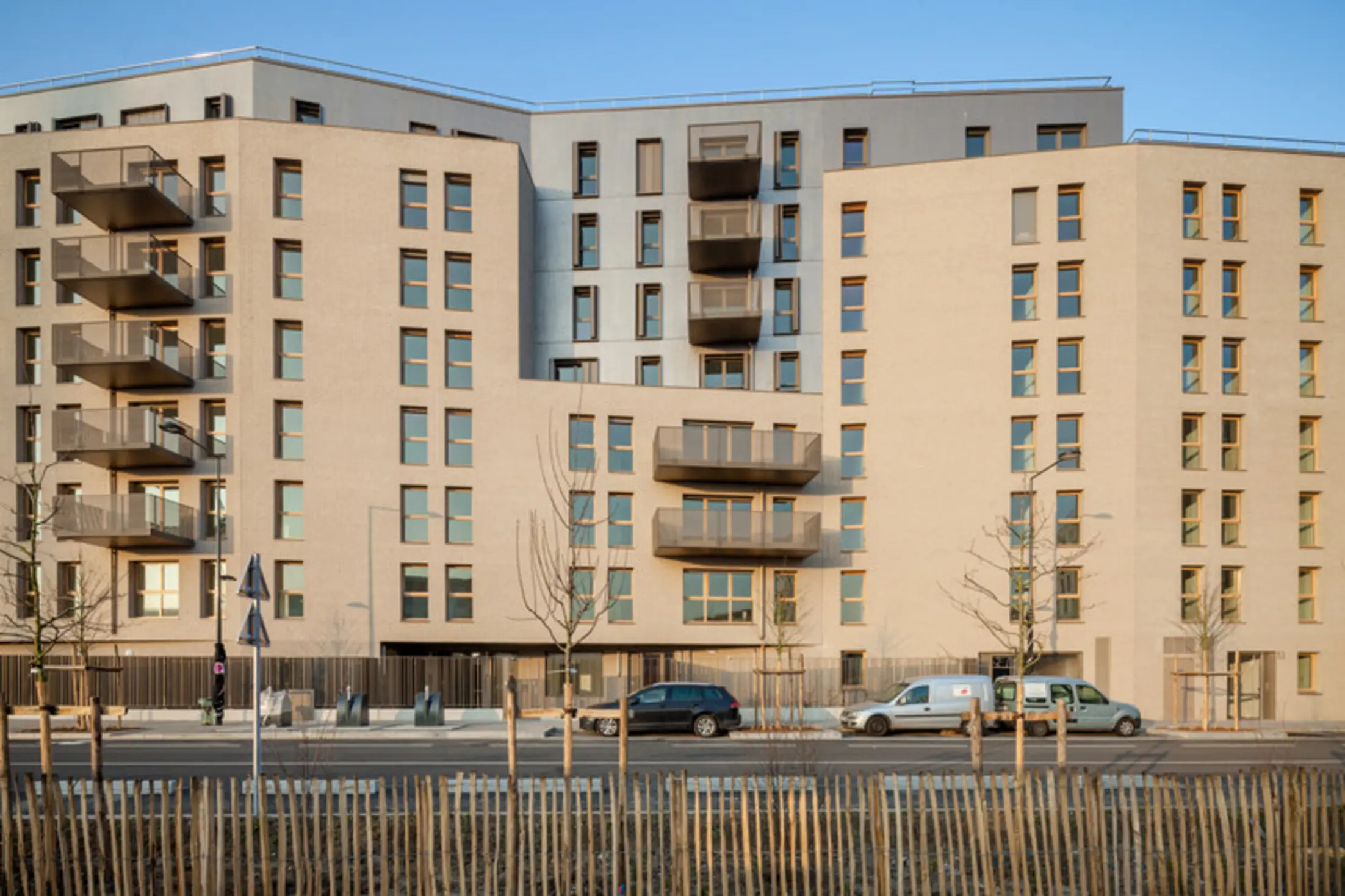 Îlot Montjoie Mixed Used Complex, Saint-Denis