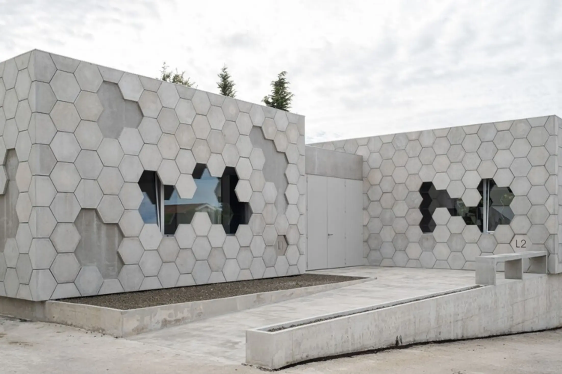 Matilde Rosa Araújo Elementary and Secondary School Laboratories, Portugal