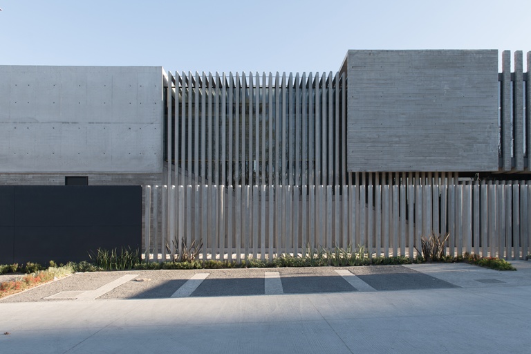 Office buidling for Anteus Constructora in Zapopan
