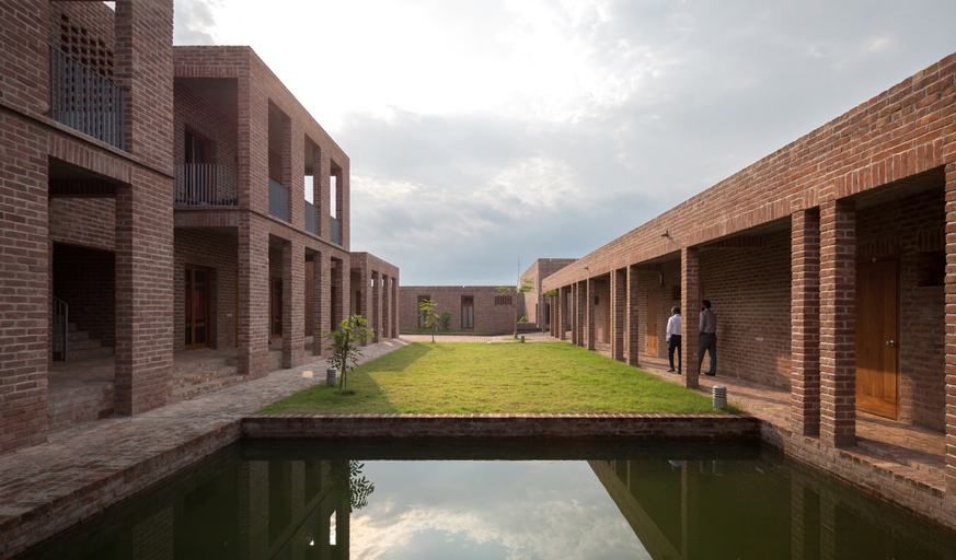 Friendship Hospital in Shyamnagar