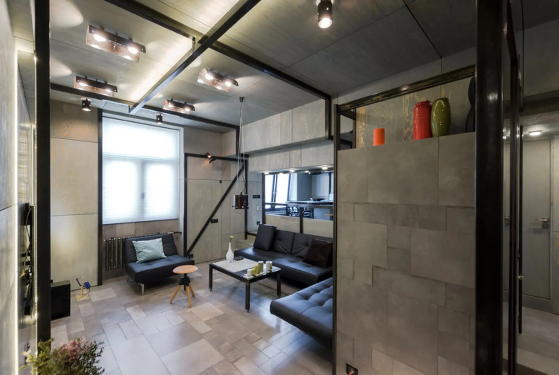 Plywood Apartment, Moscow